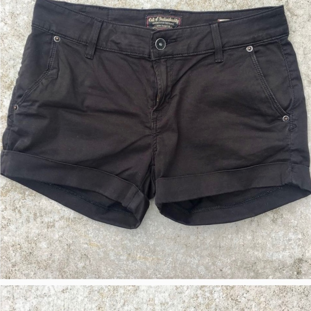 Cult of Individuality Virtue Black Cuff Shorts